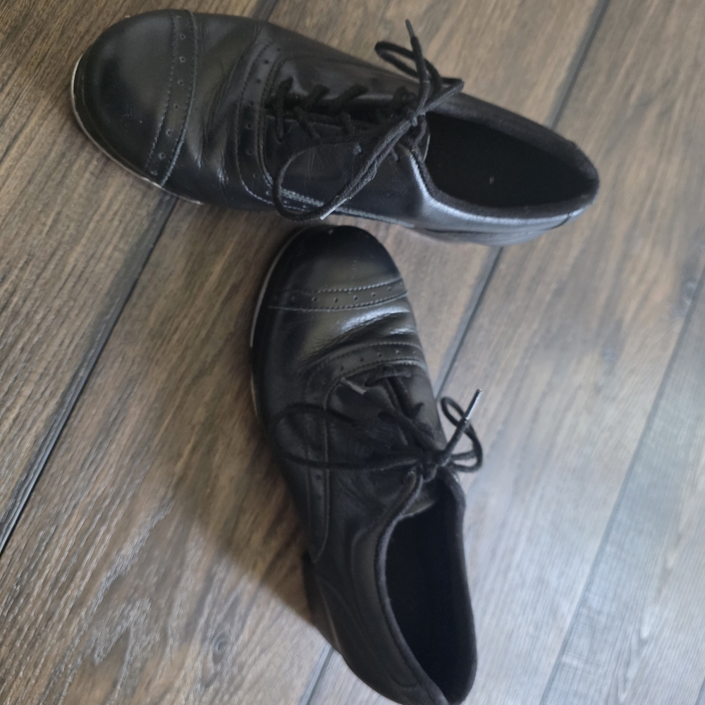 Classic Black Leather Tap Shoes - Picture 2 of 4